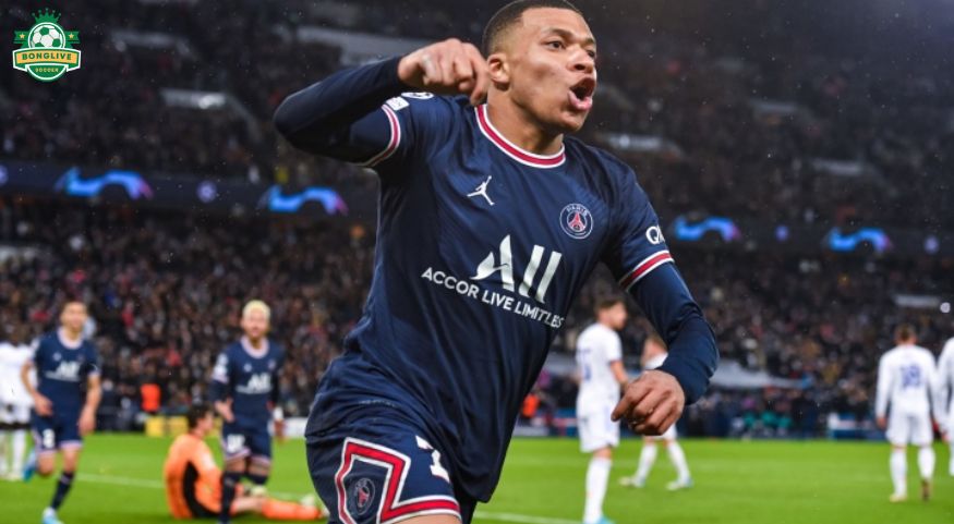 Kylian Mbappé ghi poker bàn thắng 