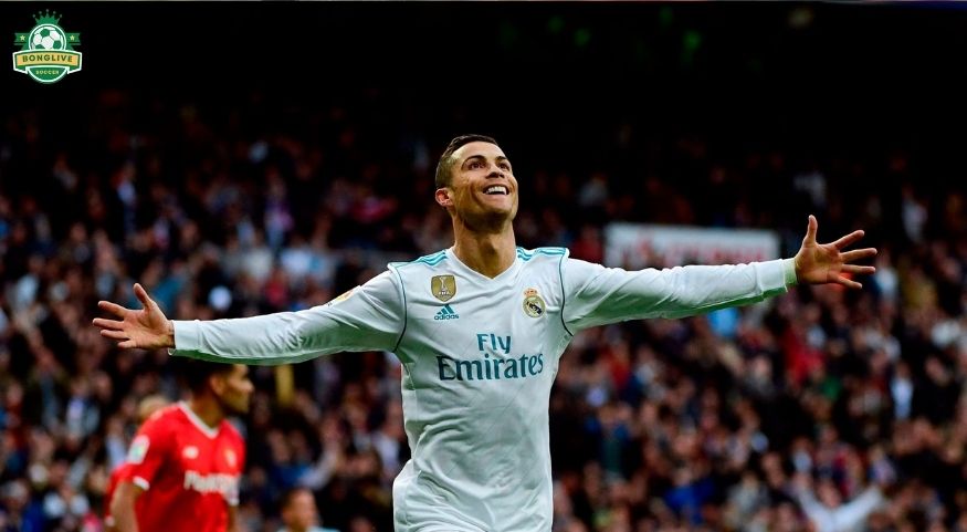 Cristiano Ronaldo một trong những cầu thủ kiến tạo nhiều nhất thế giới, với 270 pha kiến tạo.